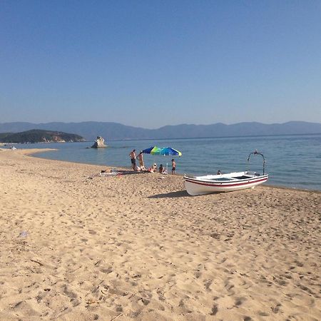 Ikidiki Beach Villa Ierissós Eksteriør bilde