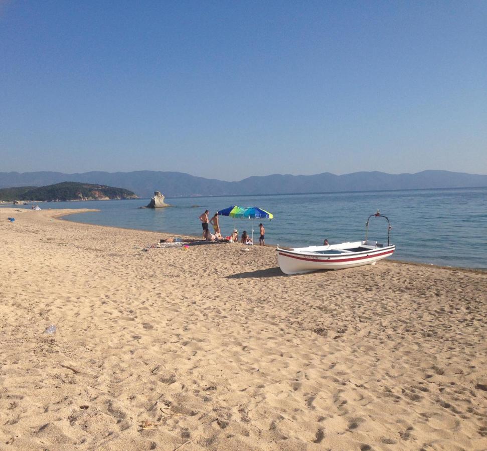 Ikidiki Beach Villa Ierissós Eksteriør bilde