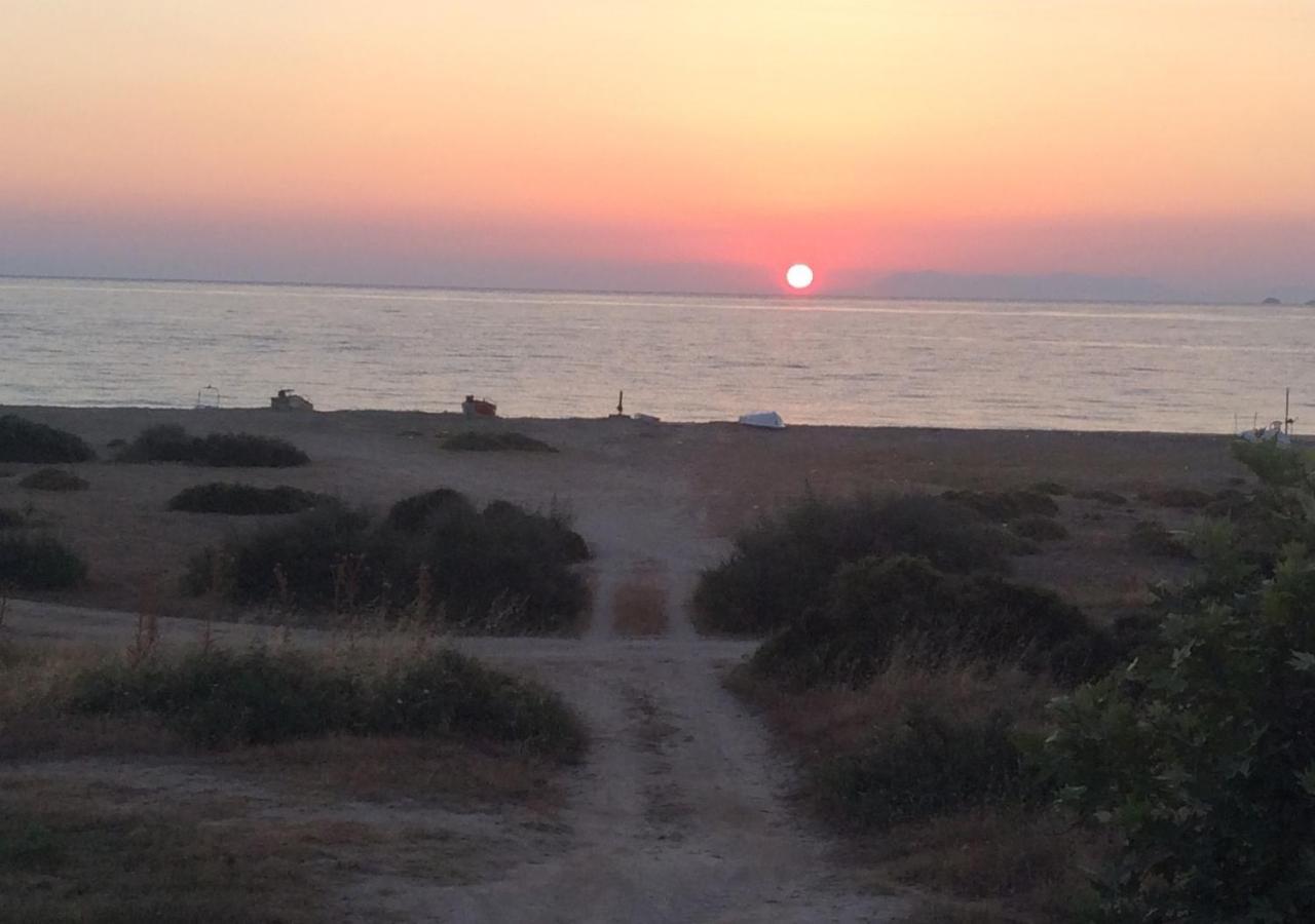 Ikidiki Beach Villa Ierissós Eksteriør bilde
